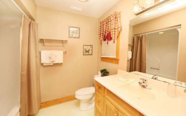 Pinnacle View 7B - Three Bedroom Chalet
