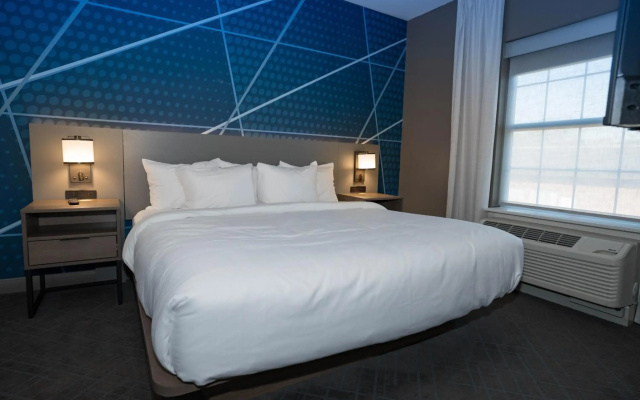 Comfort Inn & Suites River City Decatur