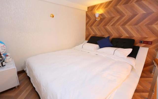 Super 8 Hotel Premier (Beijing Guomao West, Dawang Road) – Guest Rooms – Beijing