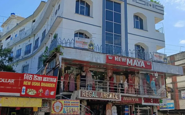 Regal Guest House by ROH