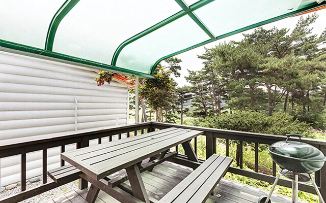 Taean Second Story Pension