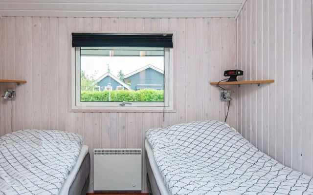 6 Person Holiday Home in Hemmet