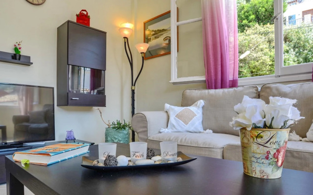 Loggos Panoramic Views Electra by Konnect