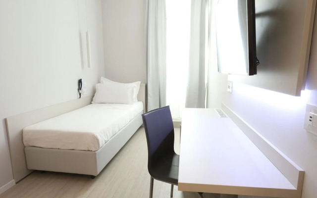 Cadorna Luxury Hotel