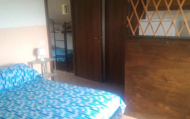 Room-michelangelo House, Bilo