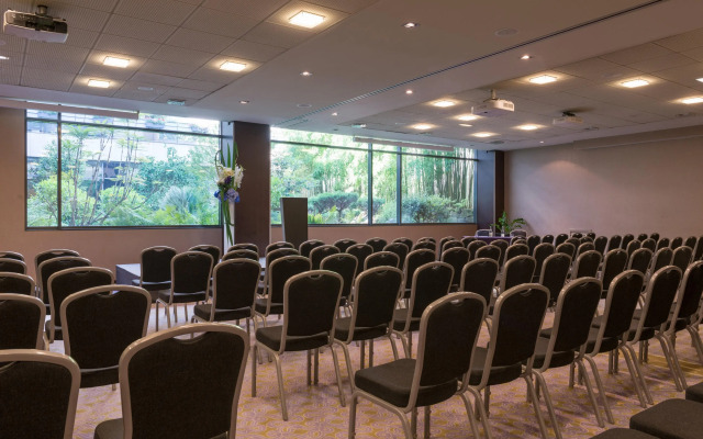 Crowne Plaza Paris - Neuilly