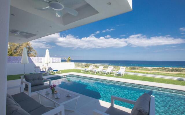 Artizan Seafront Villa 5