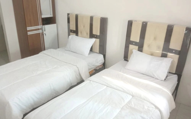 OYO 93100 Harapan Homestay SyariahNearDamai Langgeng Park