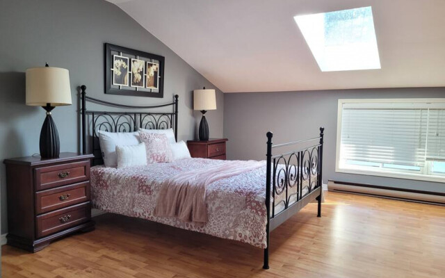 Whispering Pines Riverside Retreat