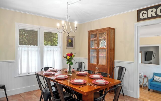 Heart Haus-hot Tub-5 Bks to Main