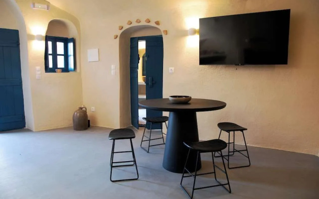 Amphora Villas Oia Santorini