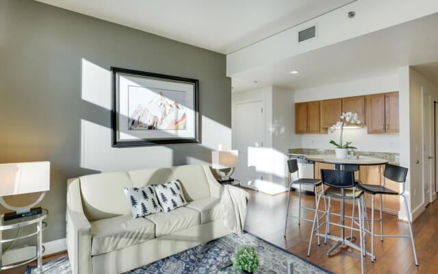 Fully furnished 1BR Apartment - Downtown Location