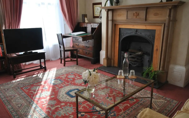 Churchill Guest House