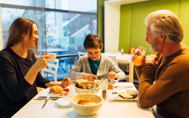 harry’s home München Moosach hotel & apartments