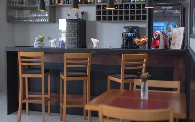 Bristol Infinity Hotel