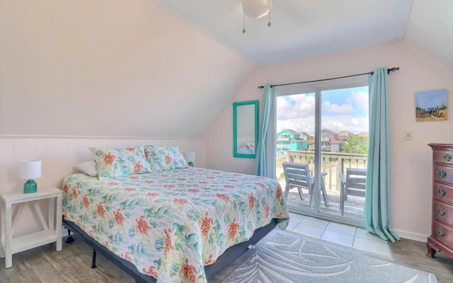 6129 Lady Jane Semi-Oceanfront