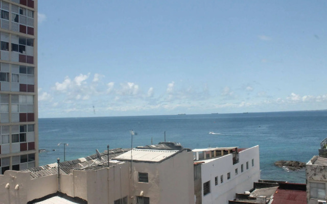 Porto Salvador Hotel