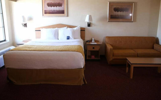 Red Lion Inn & Suites Denver Airport