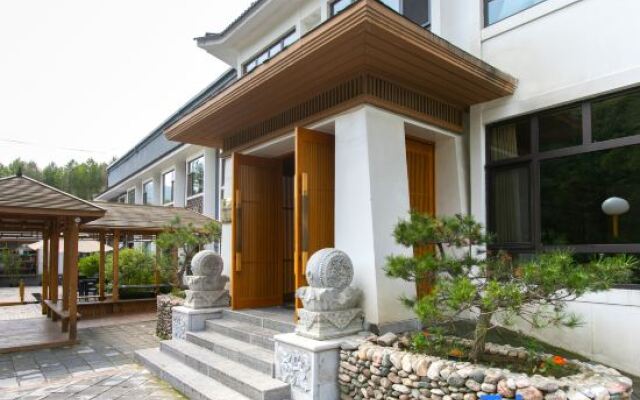 Floral·Wutai Mountain Yi'an Boutique Hotel(Wuye Temple)