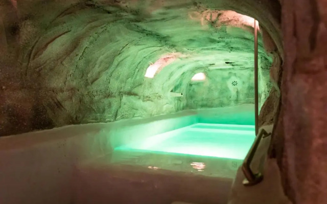 Bianco Riccio Suite Hotel