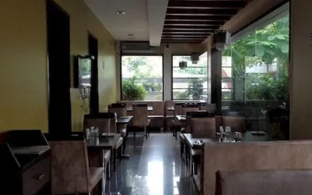 Rainbow Hotels & Service Apartments