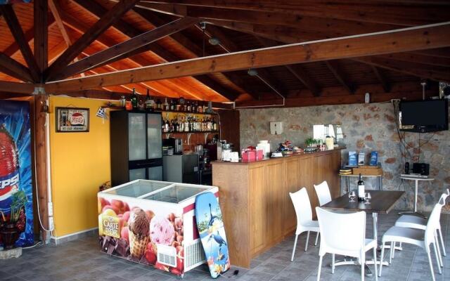 Monachus Monachus Apartments