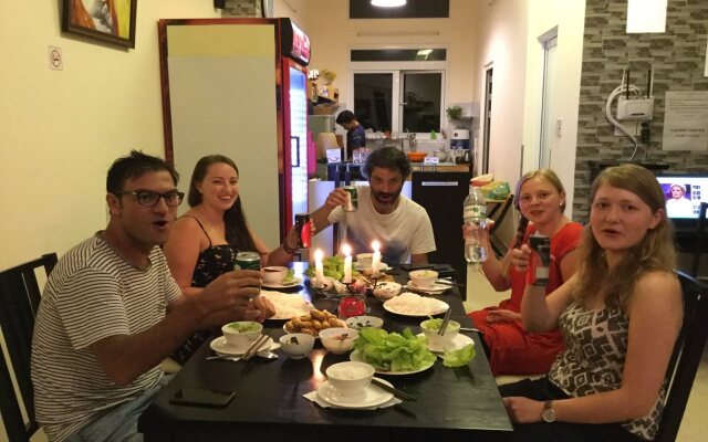 Pretty Backpackers House Da Lat