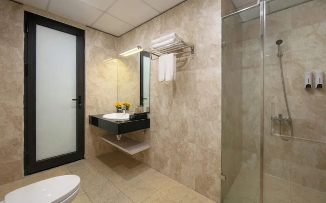HB Serviced Apartment - Lac Long Quan