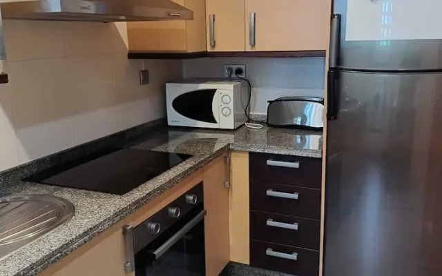 Lovely 2 Bedroom, 2 Bathroom Apartment With Pool