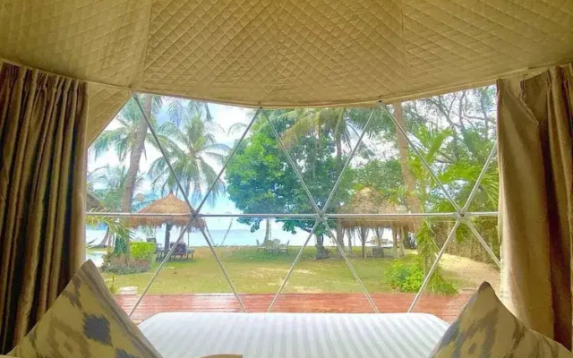 The Beach House Ocam Ocam