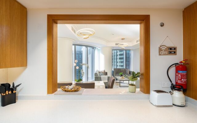 Whitesage - Modern and Unique Apartment with Fountain Views