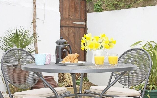 Mazey Cottage
