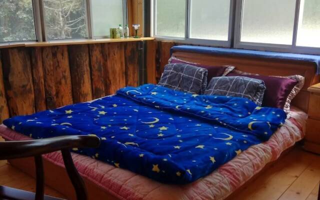 Meet By Chance - Hostel