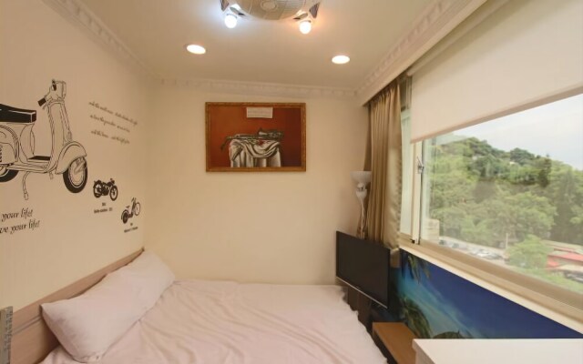 W Hostel