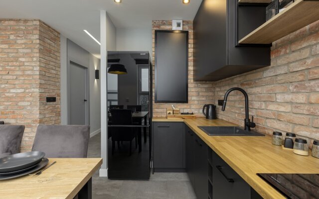 Milionowa Loft Apartment by Renters