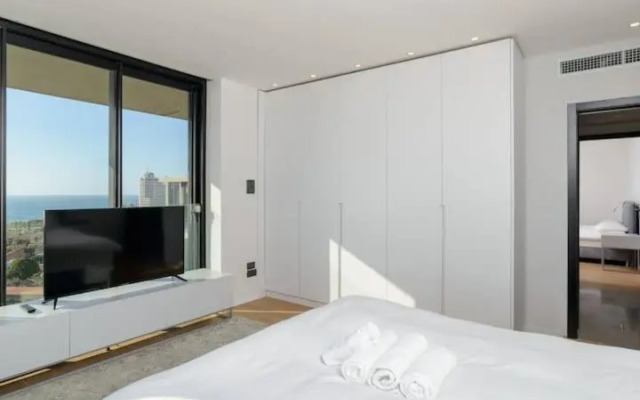 American Colony - 300 sqm Sea View by HolyGuest