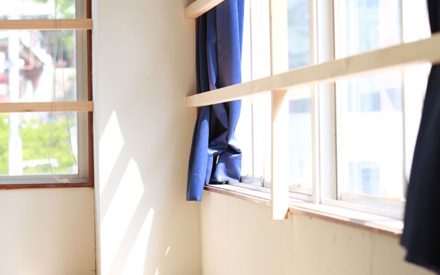uzuhouse - Hostel