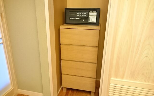 Sunrise Suites