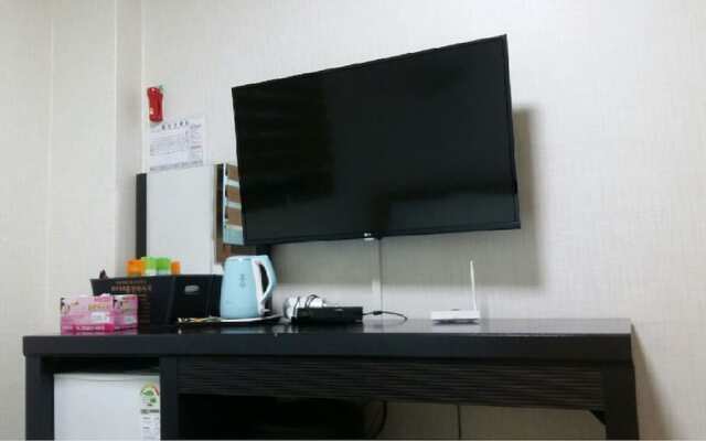 Booyoung Motel