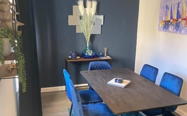 Host Stay King Edward s