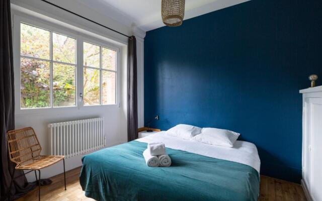 L'Echappee by Cocoonr