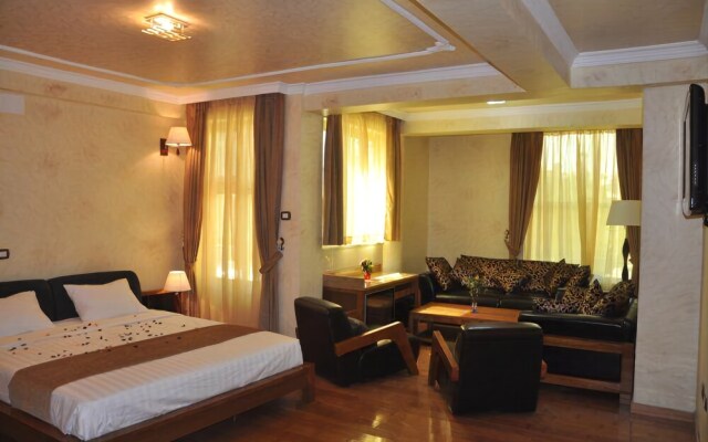 Ark Hotel Addis