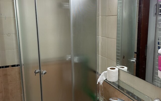 AlBarsha 1 Hostel By PHM