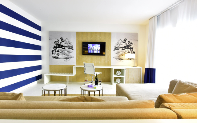 Pestana South Beach Art Deco Miami - Image 7