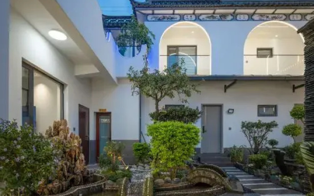 Qiyuan Holiday Hotel (Longkan Pier Branch)