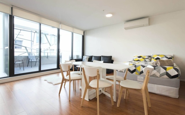 CBD Apartment in Perfect Location