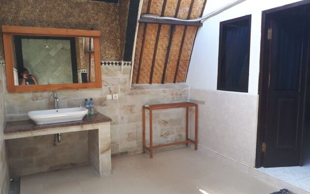 Sandy Beach Bungalows