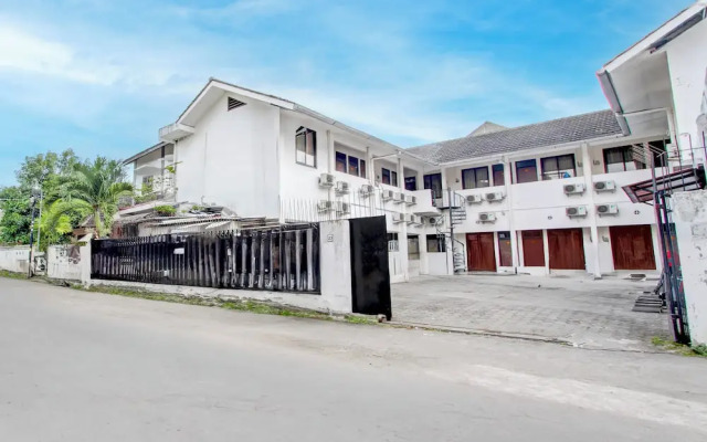 OYO 94756 23 Residence