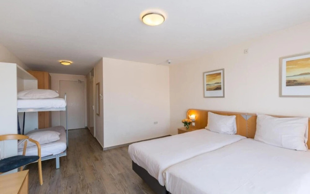 Strandhotel Bos en Duin