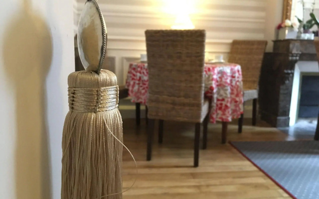 Hotel Val De Loire